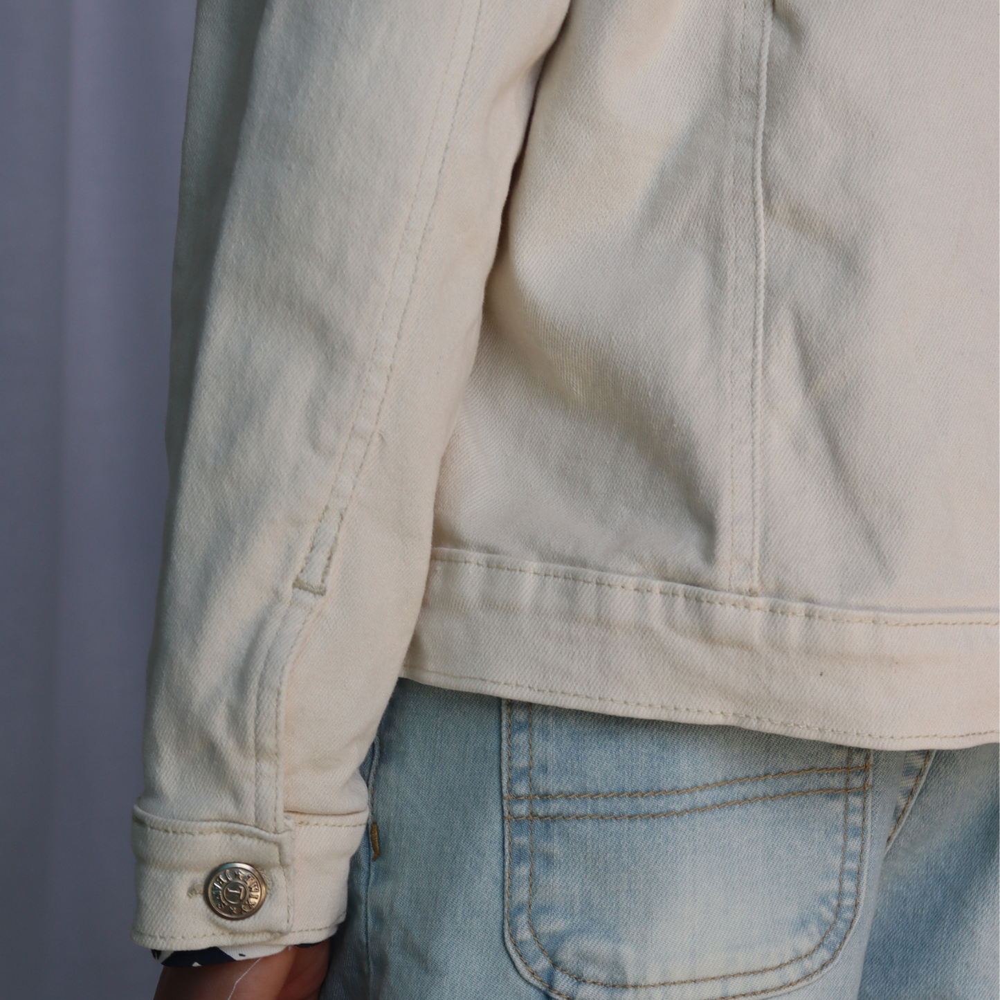 Surchemise garçon avec capuche en jean - Écru